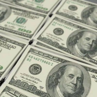 Dollar Hikes as Investors Gain Confidence After U.S Aid Package